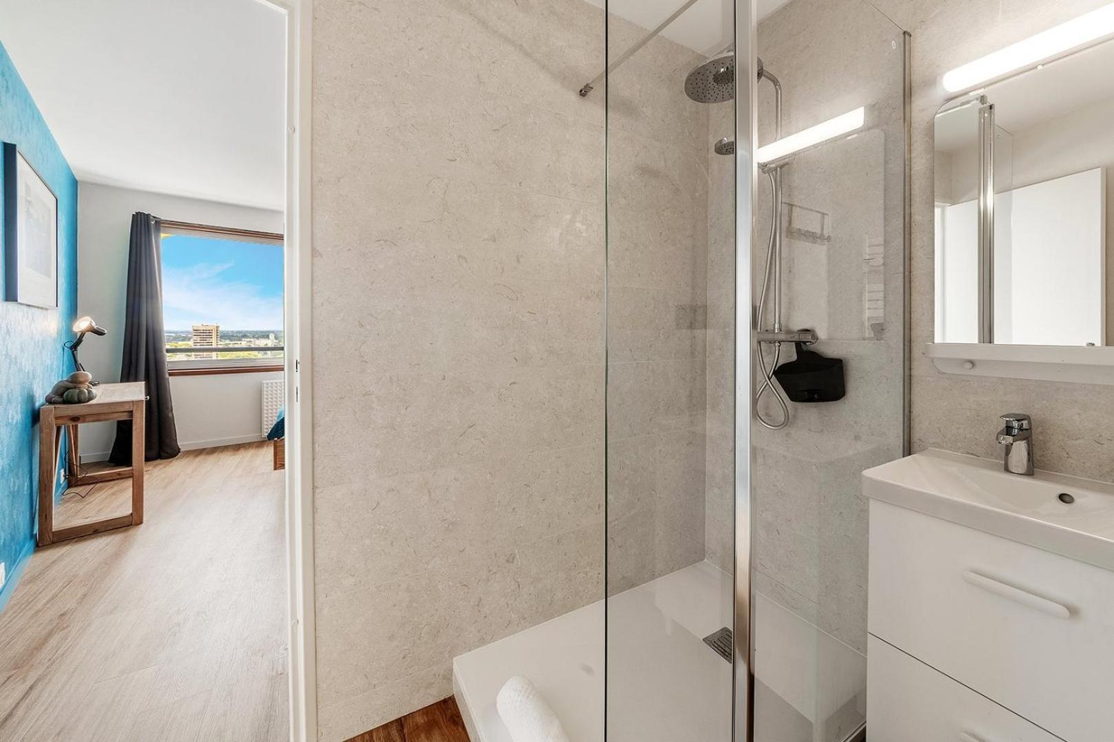 Bellevue, Appartement T2, Terrasse & Parking Rennes Exteriör bild