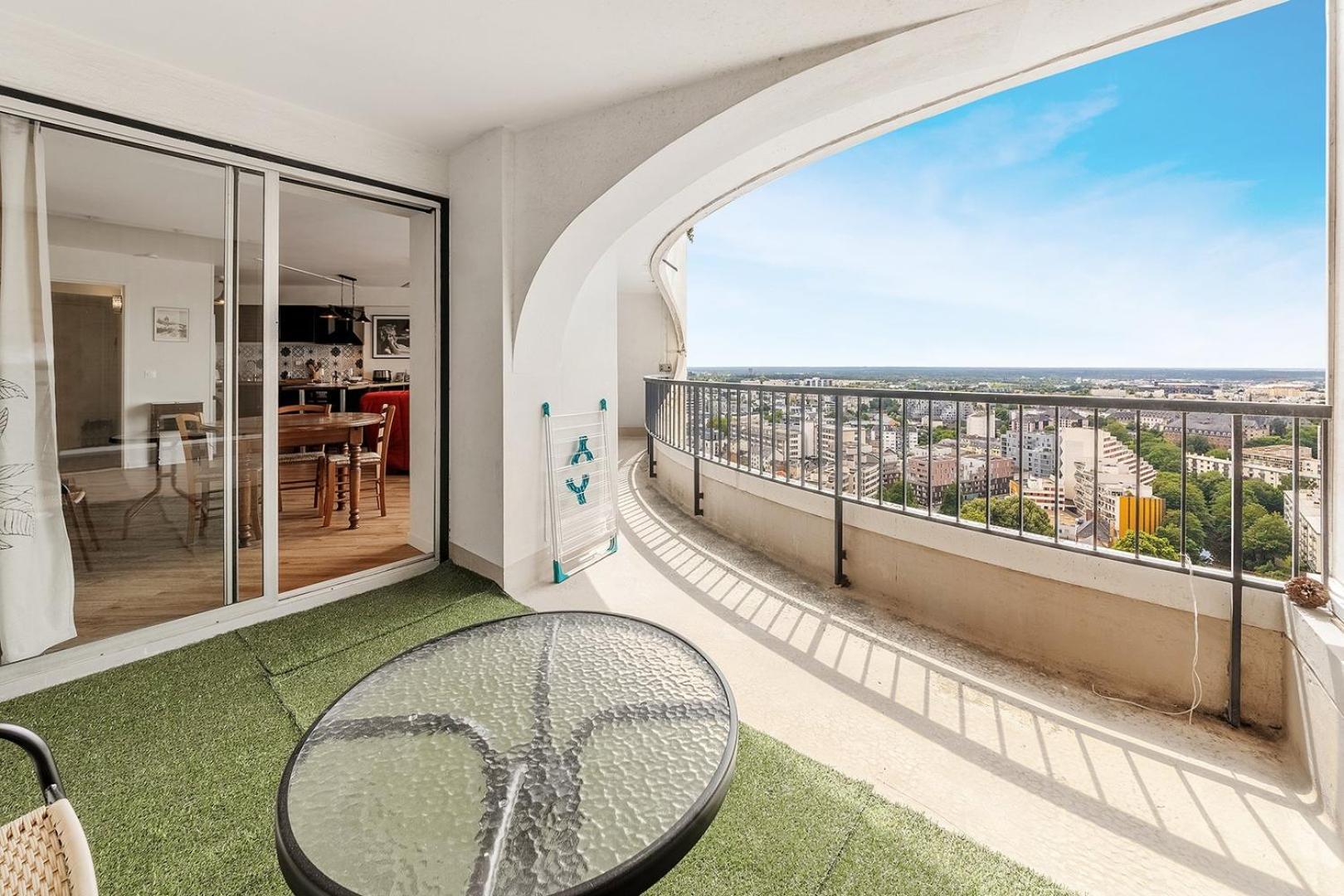 Bellevue, Appartement T2, Terrasse & Parking Rennes Exteriör bild